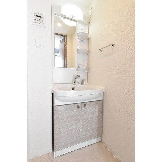 エスリード栄イーストスクエアの物件内観写真