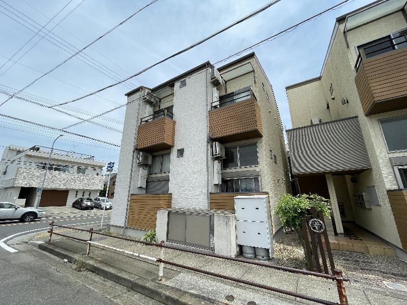 ビルーチェＡの物件外観写真