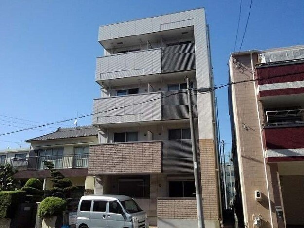 グランツの物件外観写真