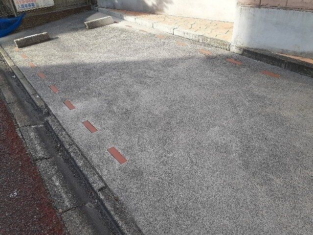 グランツの物件外観写真