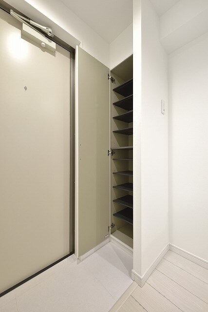 コンフォート上高畑の物件内観写真