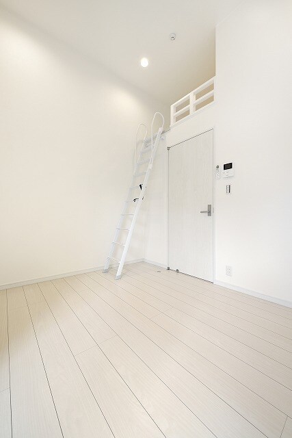 コンフォート上高畑の物件内観写真