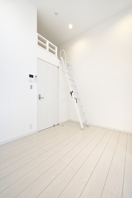 コンフォート上高畑の物件内観写真