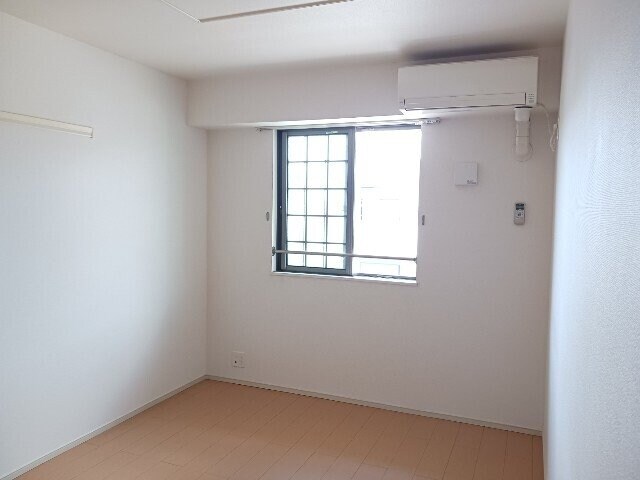 太陽の物件内観写真