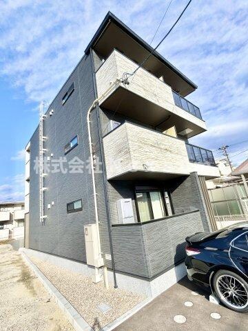 クラール岩塚の物件外観写真