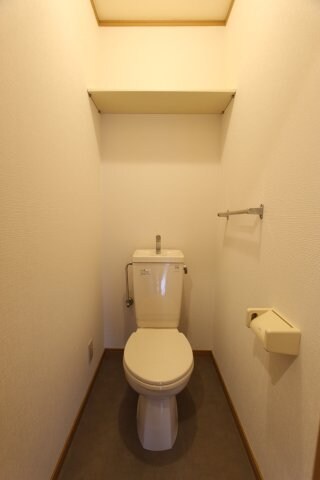 クレストコートの物件内観写真