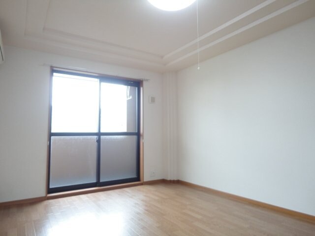 ラ　クローンの物件内観写真