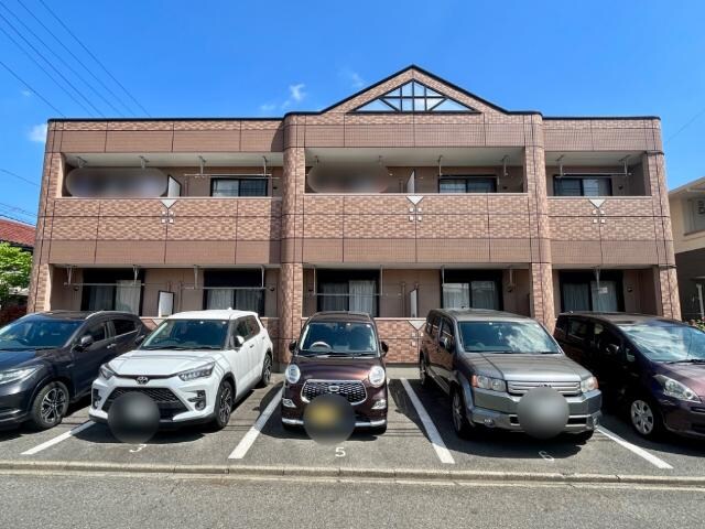 ラ　クローンの物件外観写真