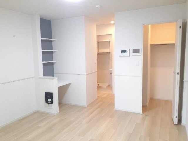 アスセーナ　並木の物件内観写真