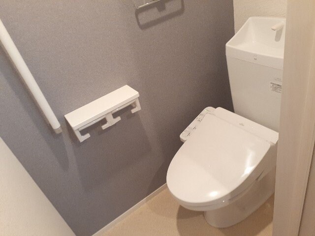 アスセーナ　並木の物件内観写真