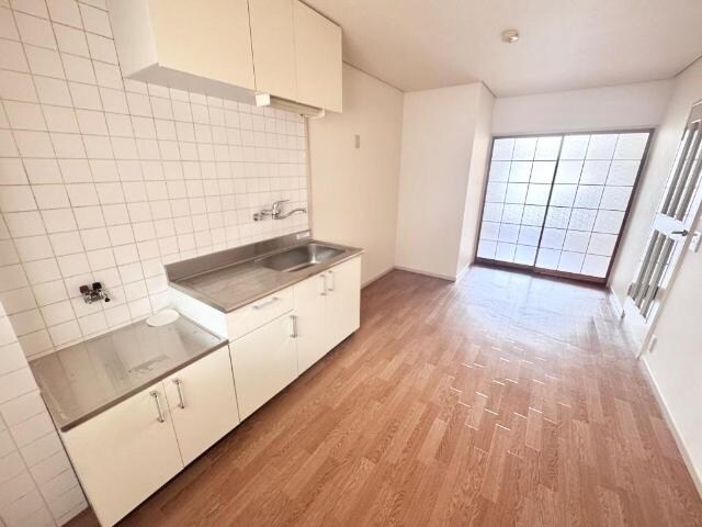 シャトーエルクの物件内観写真