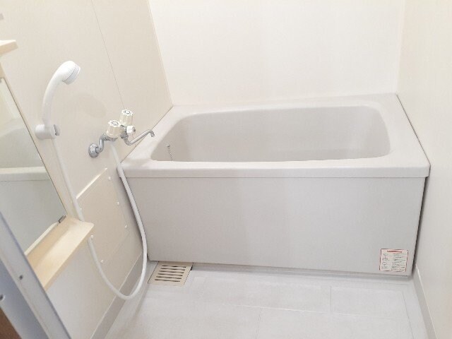 クインズコートの物件内観写真