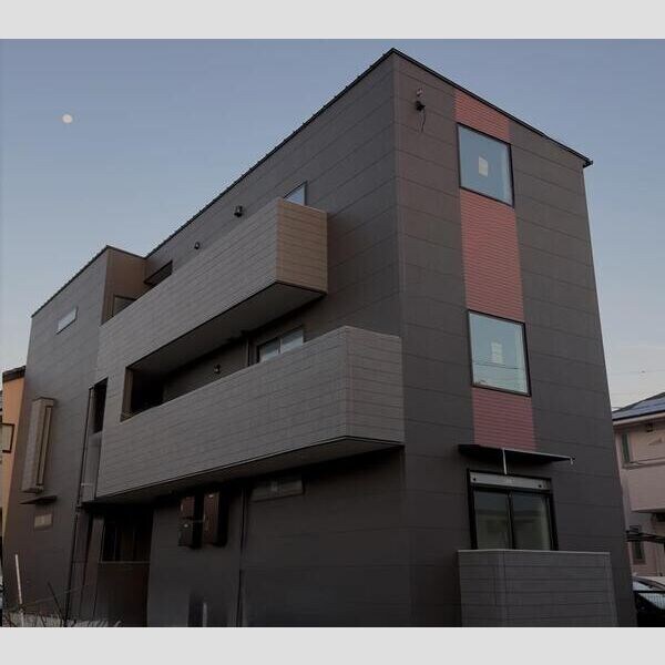 茜さす春のセラビィの物件外観写真