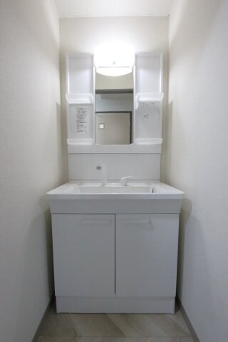 坂井戸マンションの物件内観写真