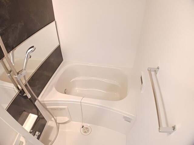 ホワイトメゾン新栄の物件内観写真