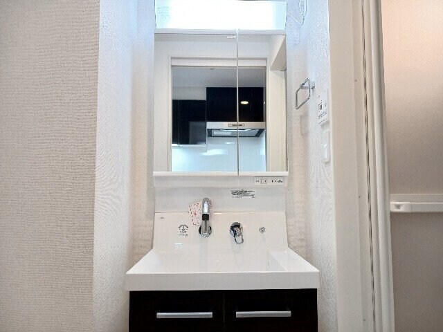 ホワイトメゾン新栄の物件内観写真