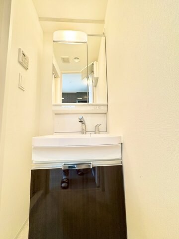 ディアレイシャス尾頭橋の物件内観写真