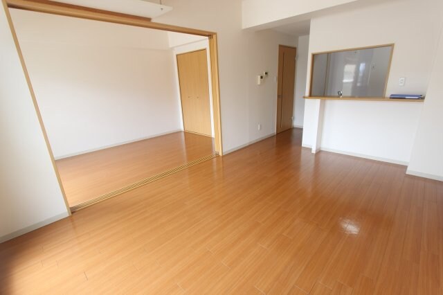 ヒルズ楠南の物件内観写真