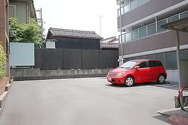 ルミエール山中の物件外観写真