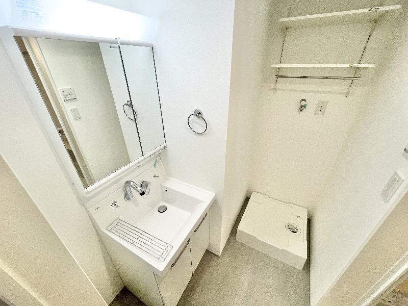 シャンブル高畑　の物件内観写真