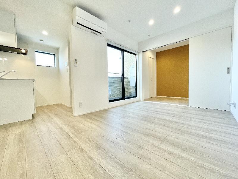 シャンブル高畑　の物件内観写真