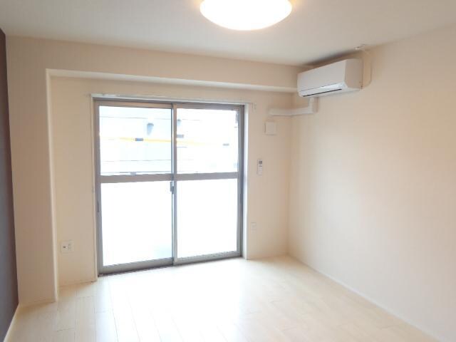 Berg SAKAEの物件内観写真