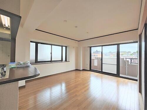 ライオンズガーデン植田中央の物件内観写真