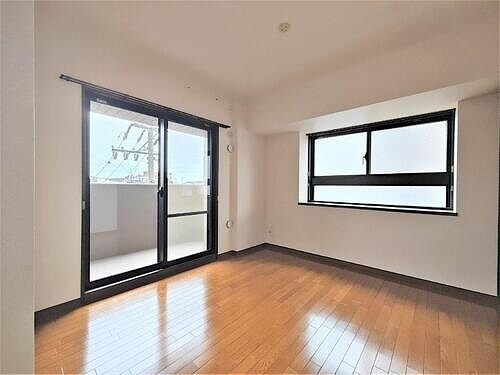 ライオンズガーデン植田中央の物件内観写真