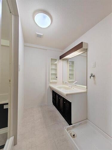 ライオンズガーデン植田中央の物件内観写真