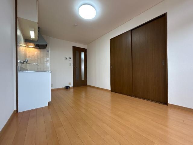 ディアウィングニシジマの物件内観写真