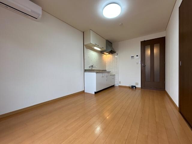 ディアウィングニシジマの物件内観写真