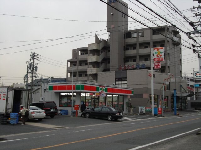 ディアウィングニシジマの物件外観写真