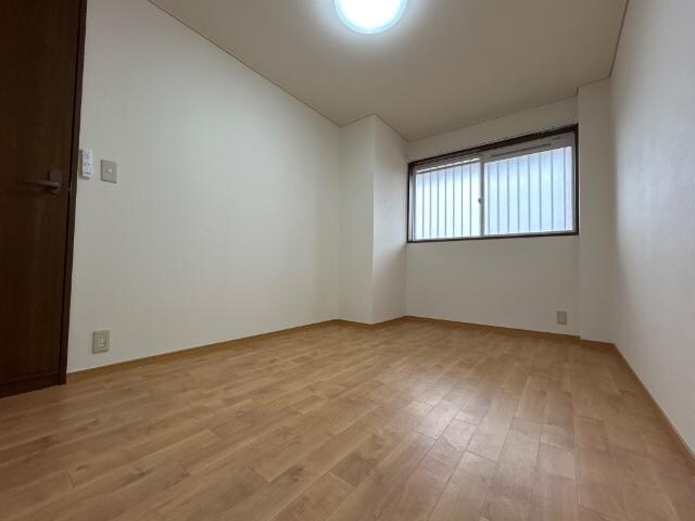 ディアウィングニシジマの物件内観写真