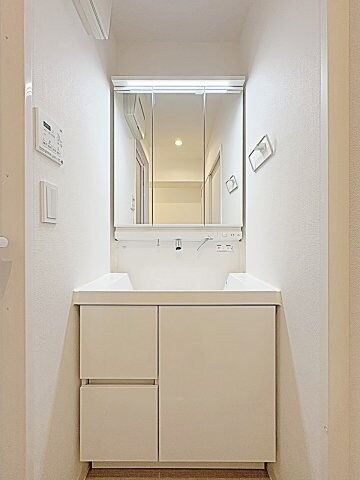 スリーアイランドタワー星ヶ丘の物件内観写真