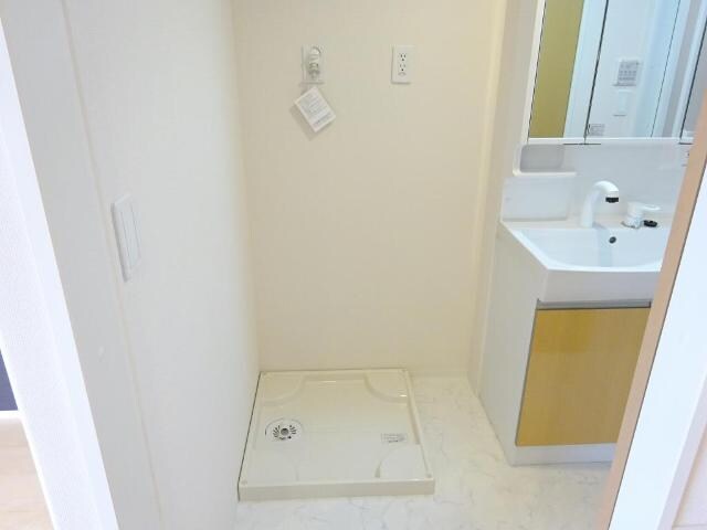 ウエストウイング６の物件内観写真