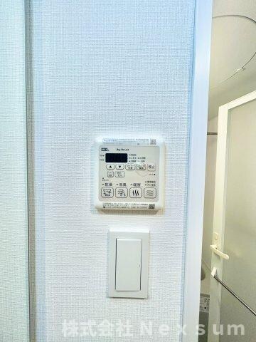 ディアレイシャス泉の物件内観写真