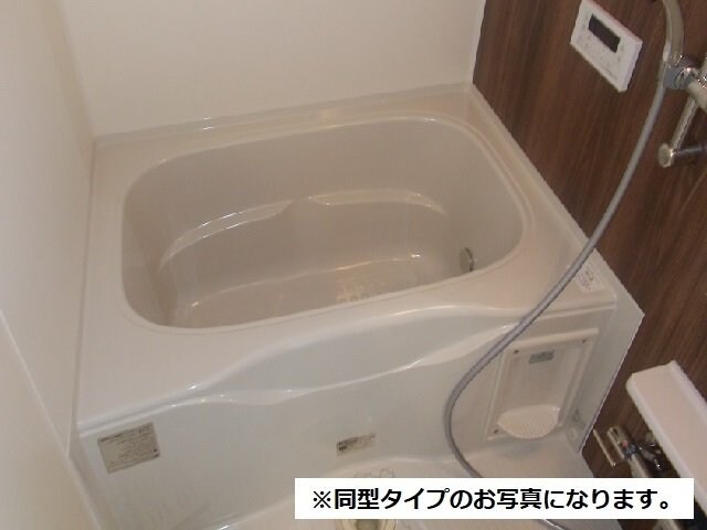 ラ・フュンフの物件内観写真