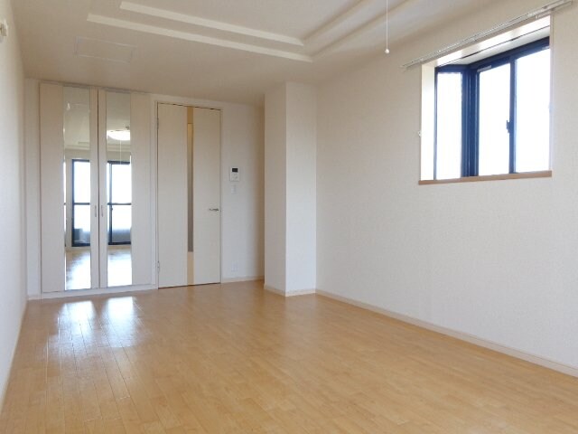 プレジデント・川中の物件内観写真