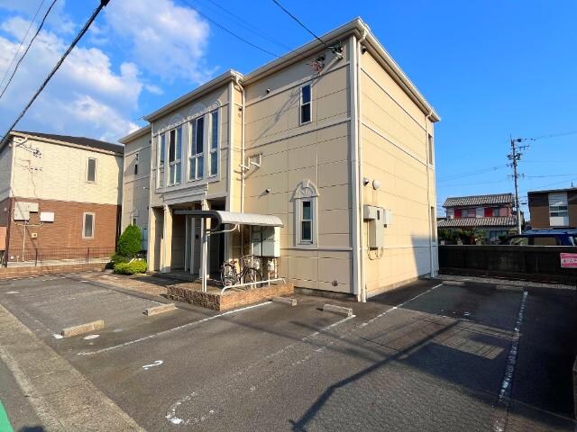 リッシュの物件外観写真