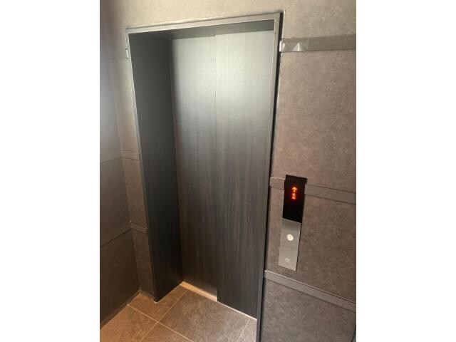 MODERN PALAZZO HAKATA EASTの物件外観写真