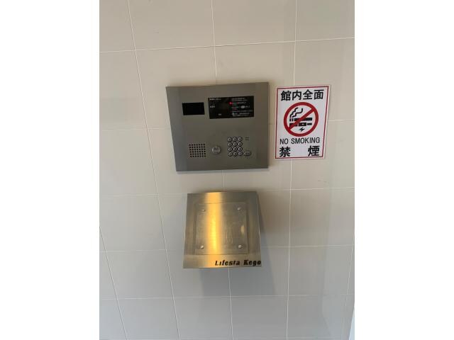 レジディア警固の物件外観写真