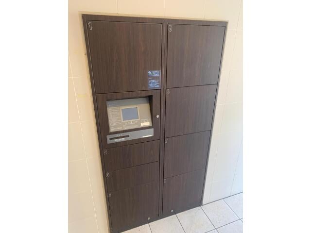 レジディア警固の物件外観写真