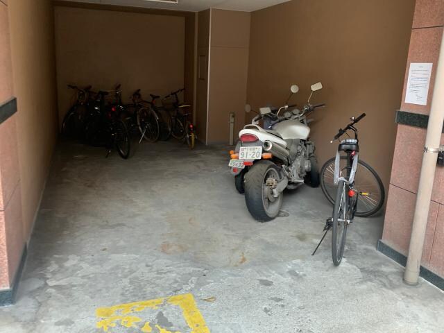 ヴィバーチェ六本松の物件外観写真