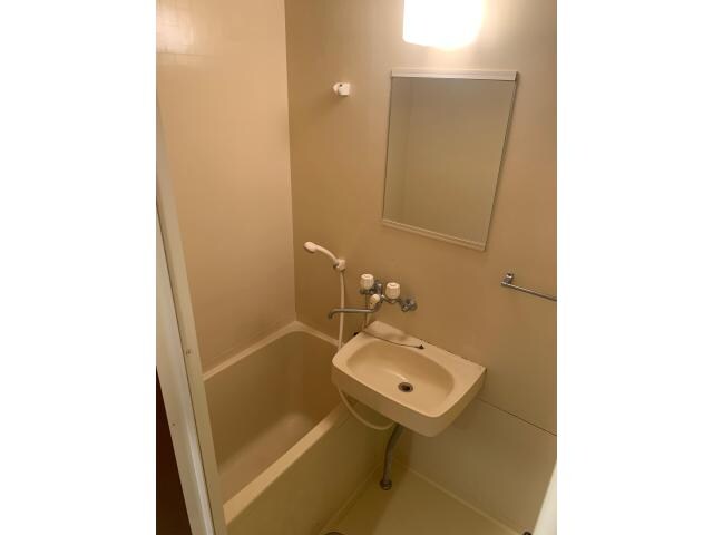 ヴィバーチェ六本松の物件内観写真