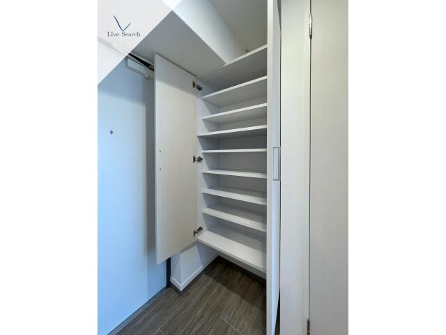 クロス天神南の物件内観写真