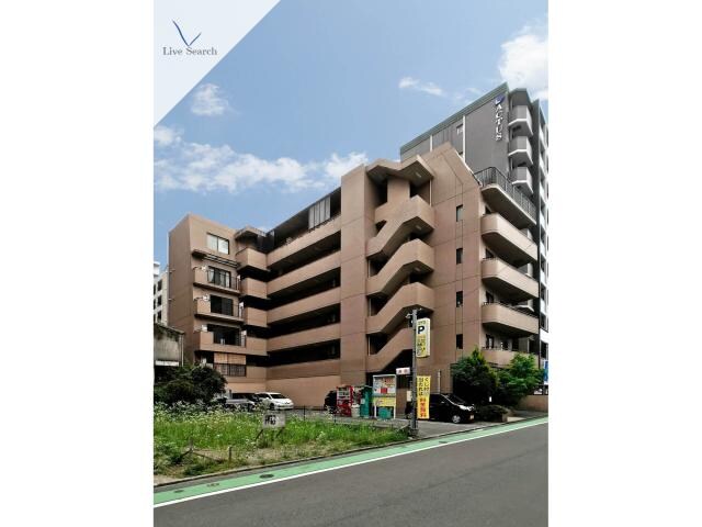 フリューゲル高砂の物件外観写真