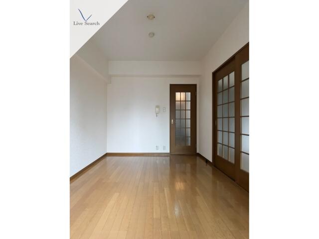 フリューゲル高砂の物件内観写真