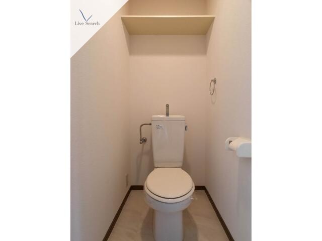 フリューゲル高砂の物件内観写真