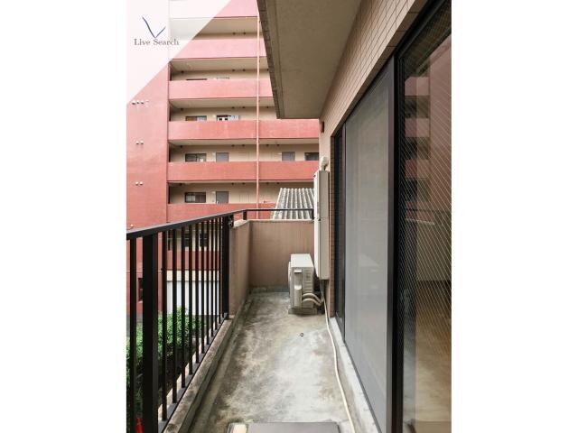 フリューゲル高砂の物件内観写真