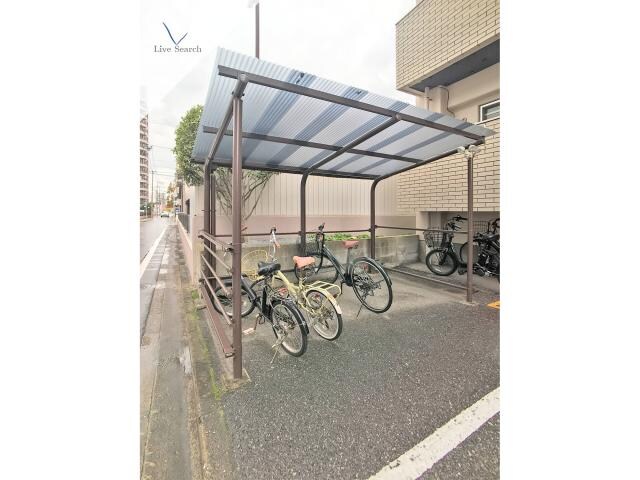 友広ビルの物件外観写真